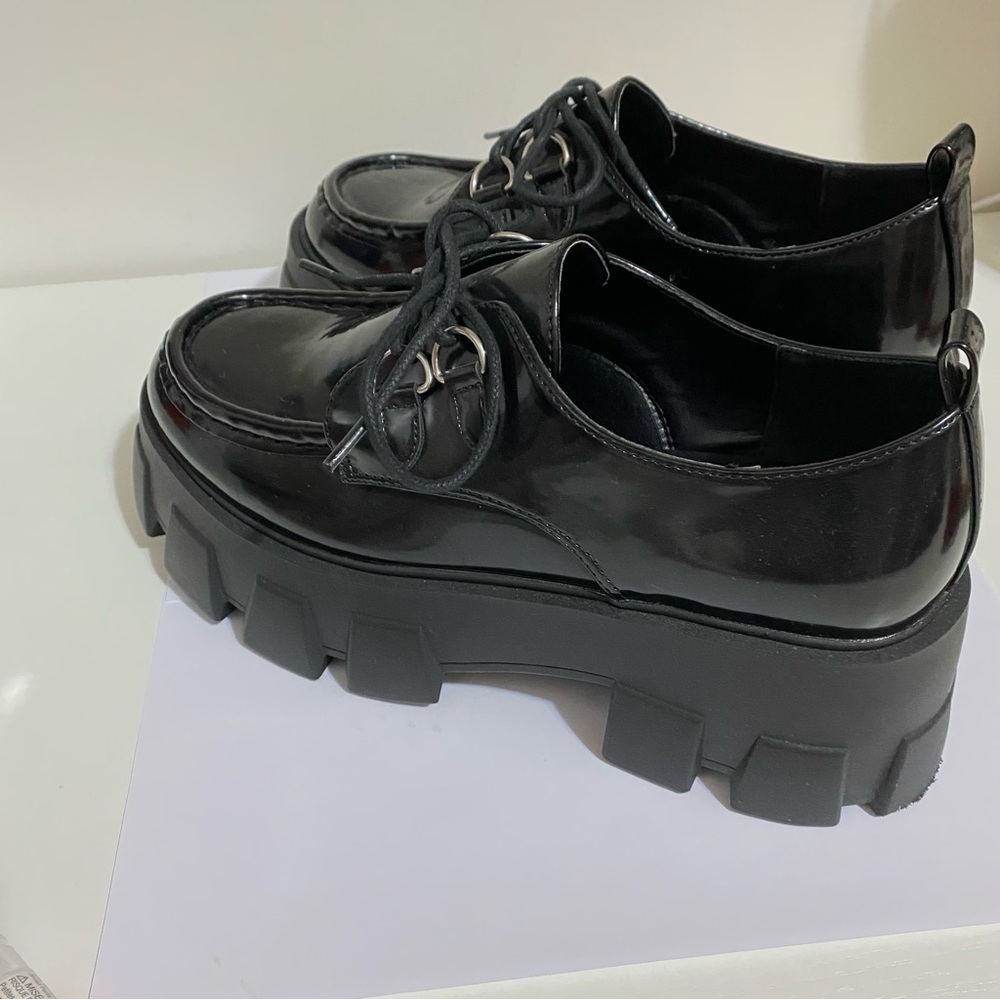 Maxie Lug Sole Flat